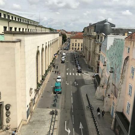 F2 Stanislas Nancy Bagian luar foto
